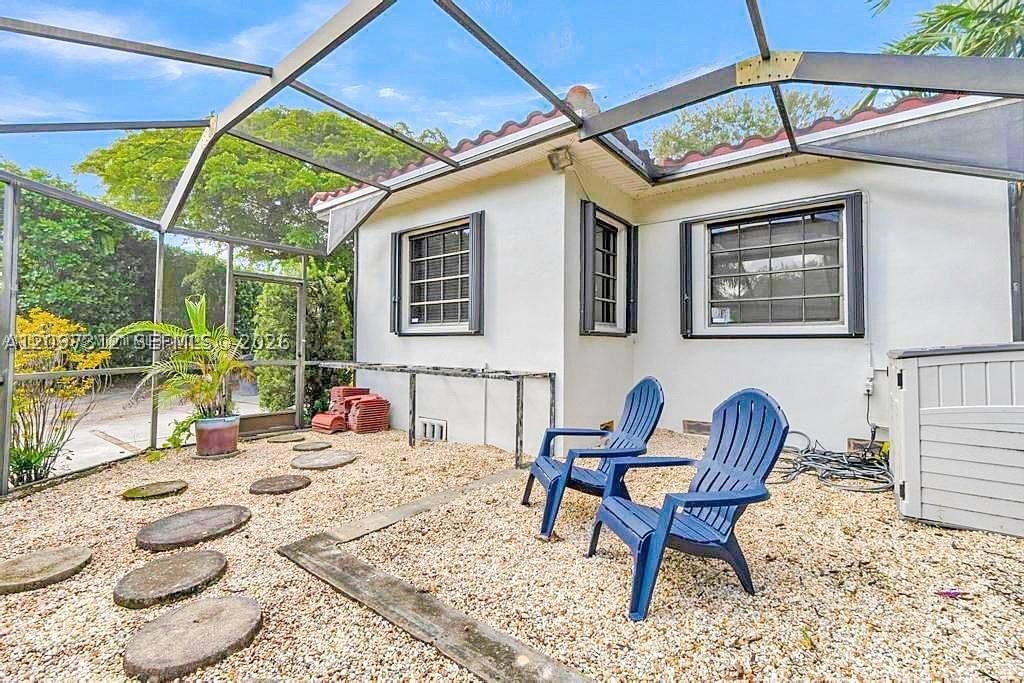 Real estate property located at 364 Navarre Dr, Miami-dade, Country Club Estates Sec, Miami Springs, FL
