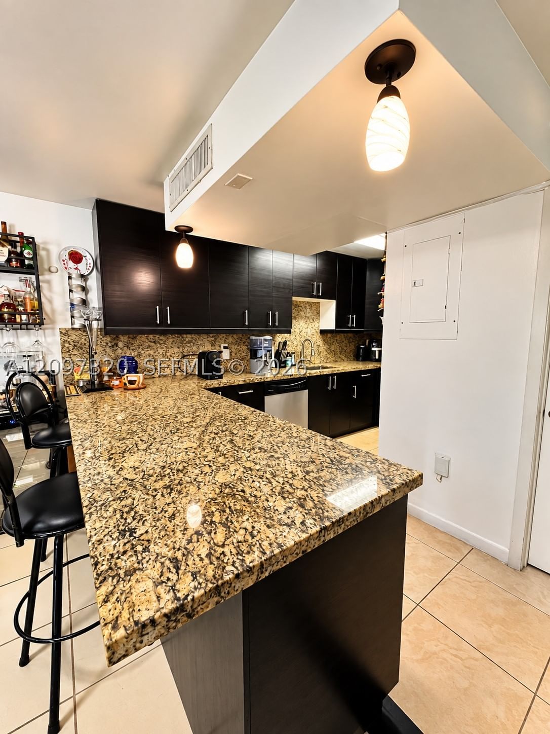 Real estate property located at 14343 96th Ter, Miami-dade, Kendall Center, Miami, FL