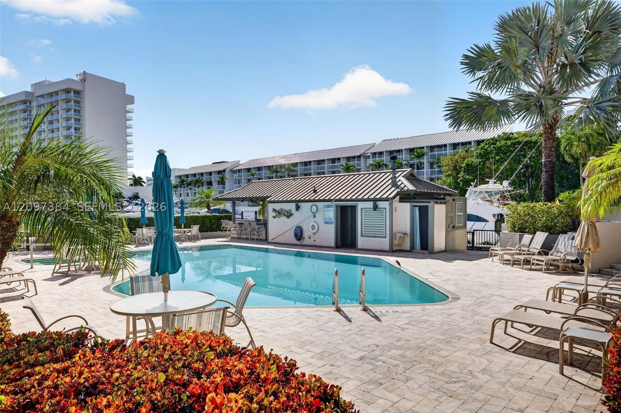 Real estate property located at 8 Port Side Dr #8A, Broward, Portside Yacht Club Condo, Fort Lauderdale, FL