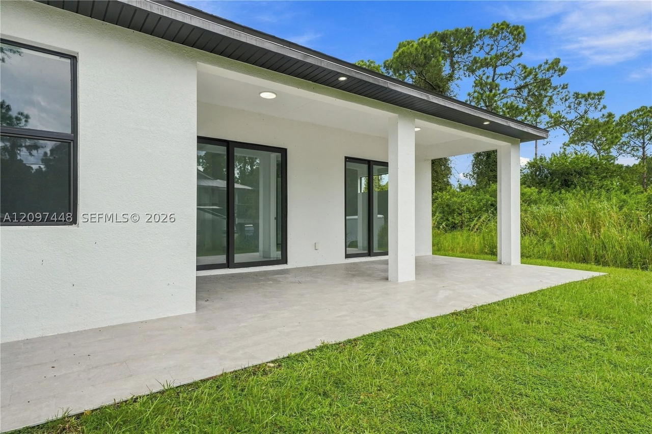 Real estate property located at 3103 20th St, Lee, Lehigh Acres, Lehigh Acres, FL