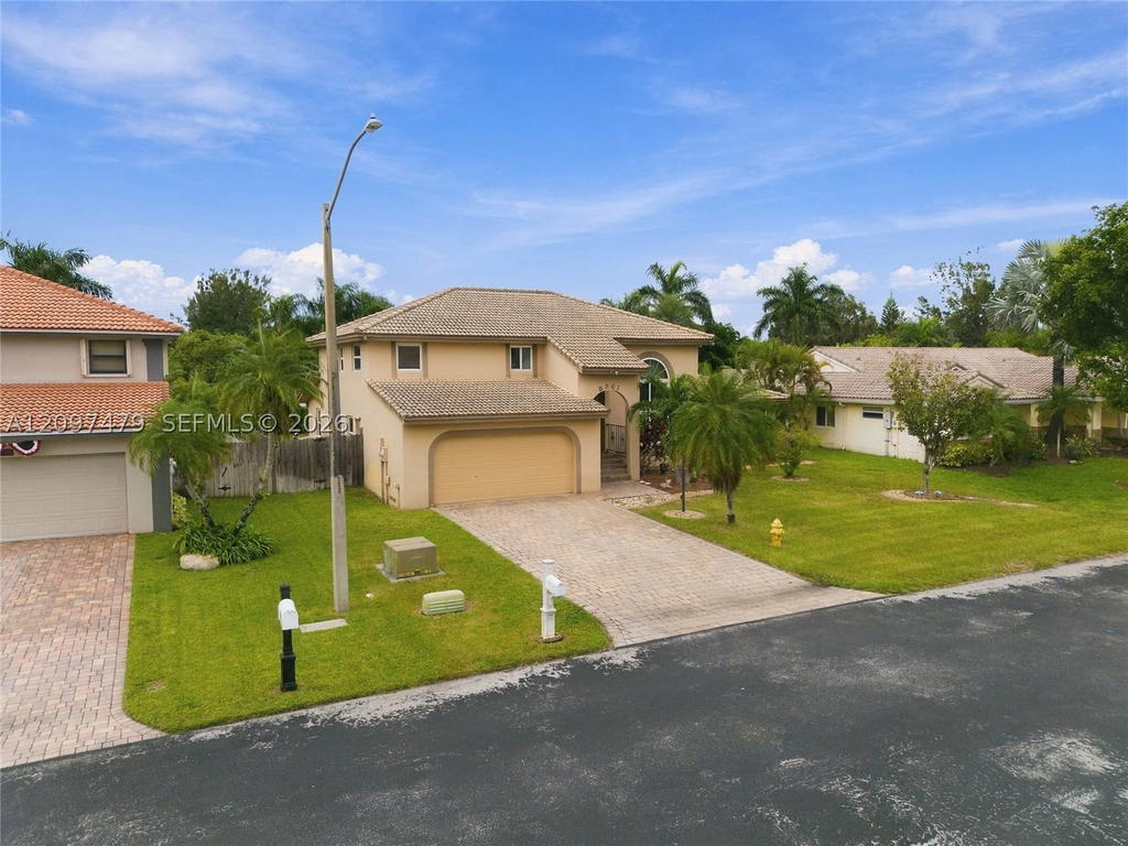 Real estate property located at 5361 Lancelot Ln, Broward, Hawkes Bluff, Davie, FL
