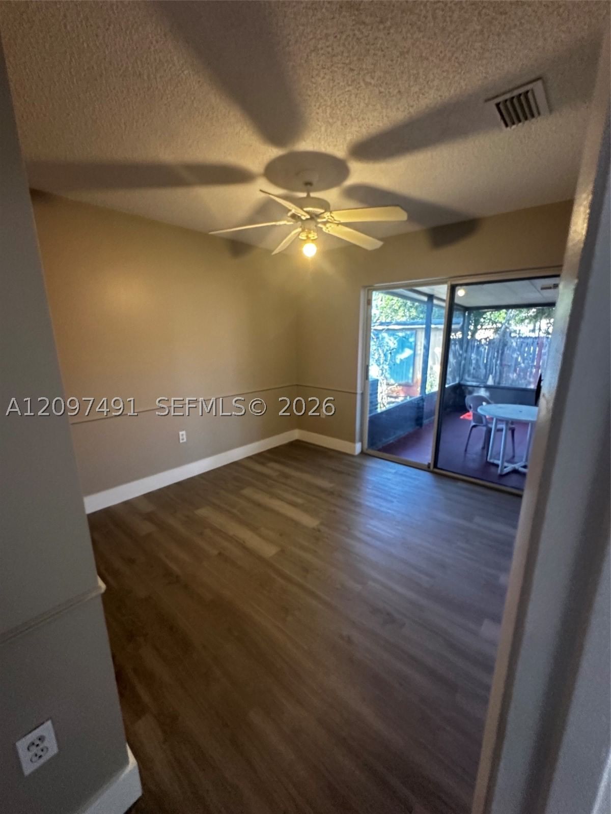Real estate property located at 20200 32nd Ave, Miami-dade, Leslie Patio Homes Sec 4, Miami Gardens, FL