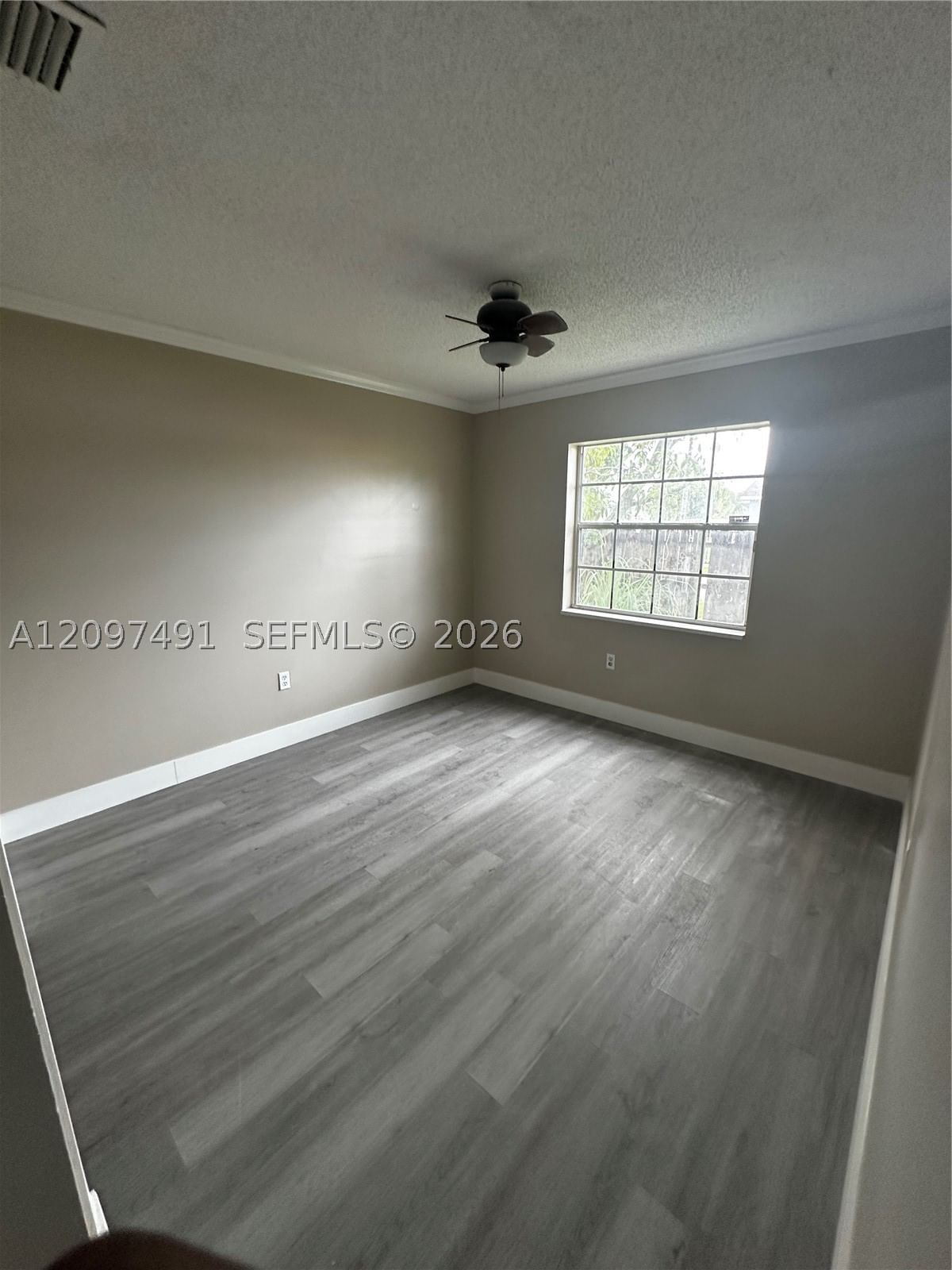 Real estate property located at 20200 32nd Ave, Miami-dade, Leslie Patio Homes Sec 4, Miami Gardens, FL