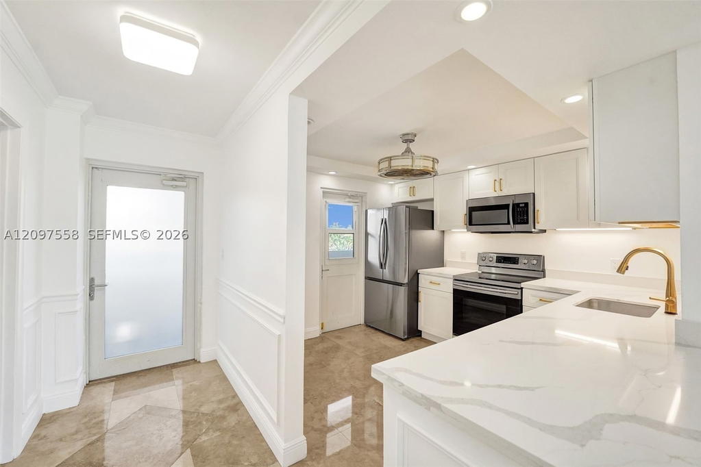 Real estate property located at 2200 33rd Ave #3D, Broward, White Egret Condo, Fort Lauderdale, FL