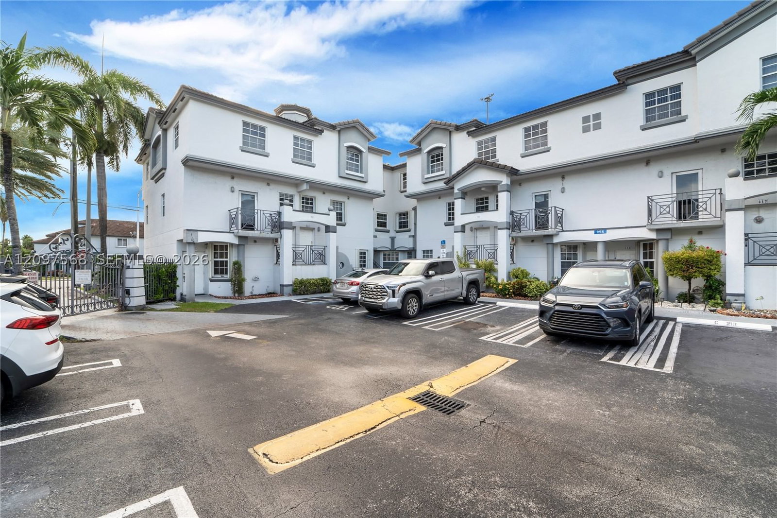 Real estate property located at 955 82nd Ave #213-C, Miami-dade, Mystic Place Condo, Miami, FL