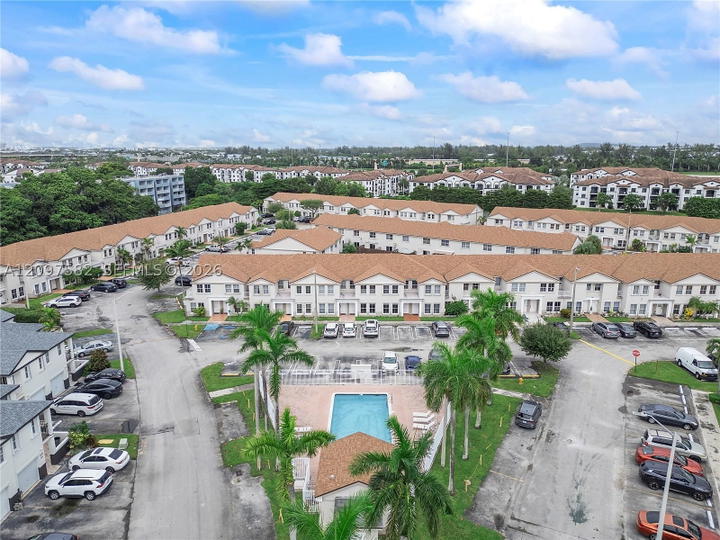 Real estate property located at 9187 Fontainebleau Blvd #407, Miami-dade, The Oakview Condo No 5, Miami, FL