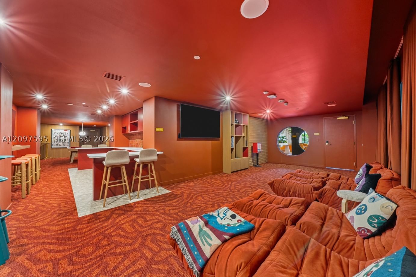 Real estate property located at 90 32nd #527, Miami-dade, The Standard Residences, Miami, FL