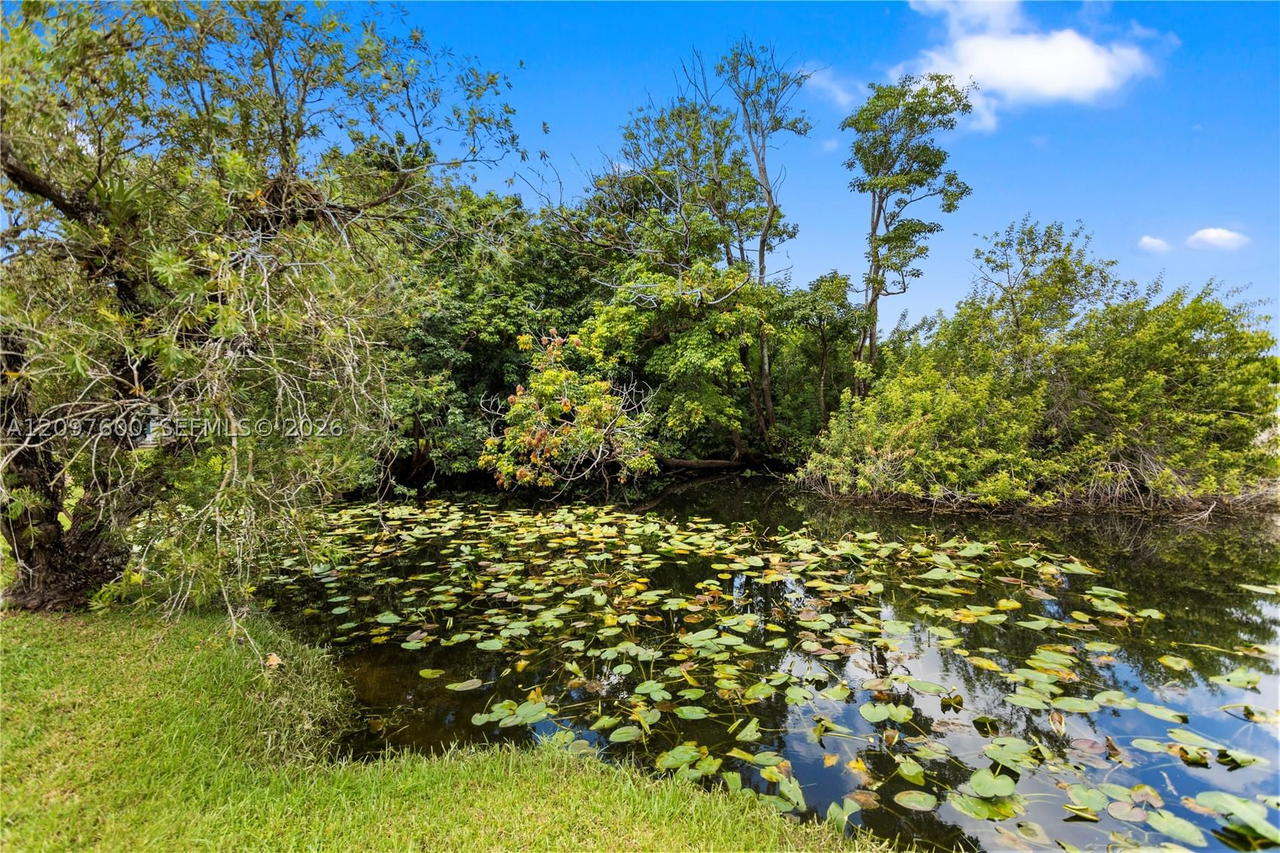Real estate property located at 4801 59th Ter, Broward, Everglades Land Sales Co, Davie, FL