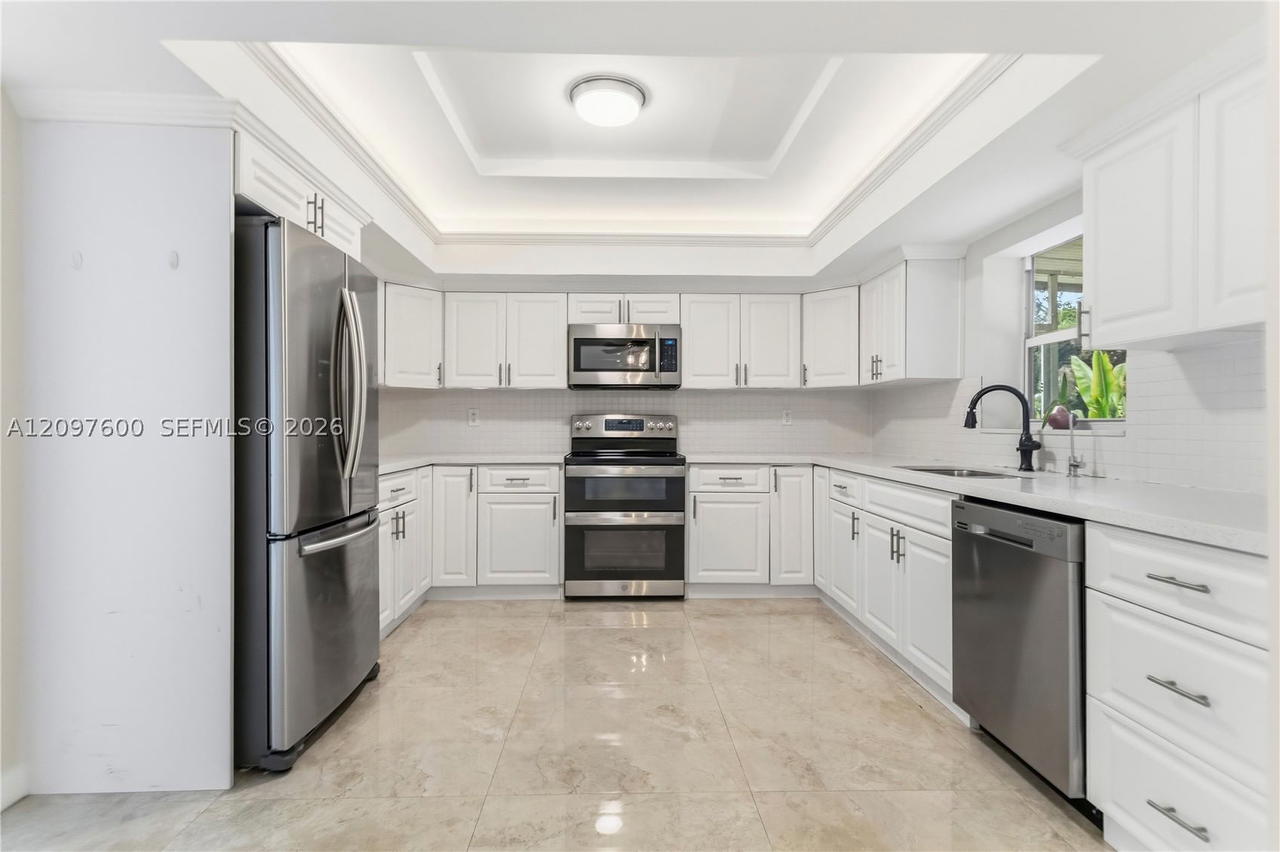 Real estate property located at 4801 59th Ter, Broward, Everglades Land Sales Co, Davie, FL