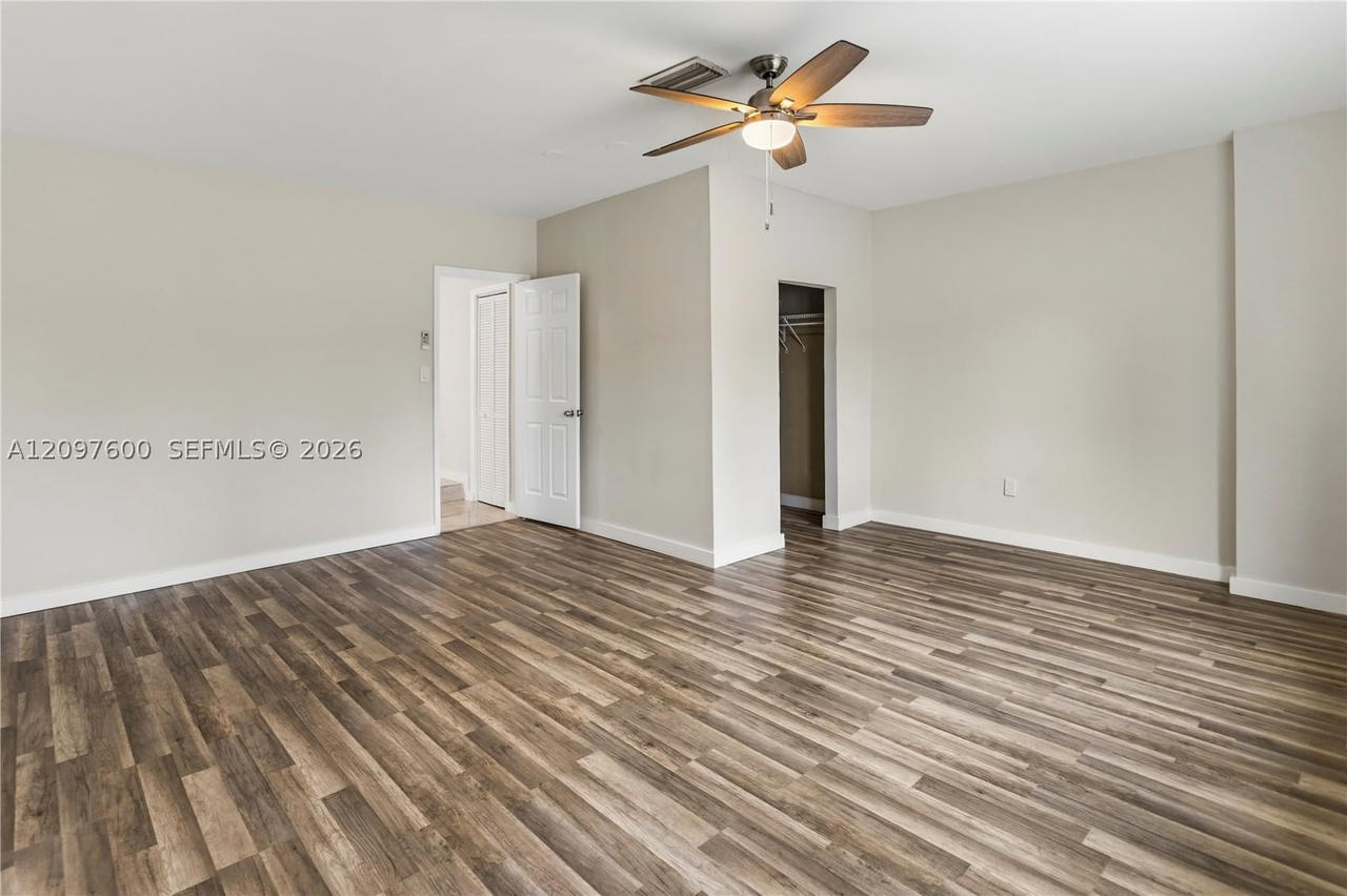 Real estate property located at 4801 59th Ter, Broward, Everglades Land Sales Co, Davie, FL