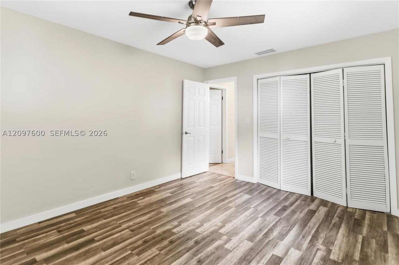 Real estate property located at 4801 59th Ter, Broward, Everglades Land Sales Co, Davie, FL