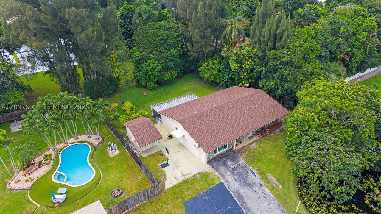 Real estate property located at 4801 59th Ter, Broward, Everglades Land Sales Co, Davie, FL