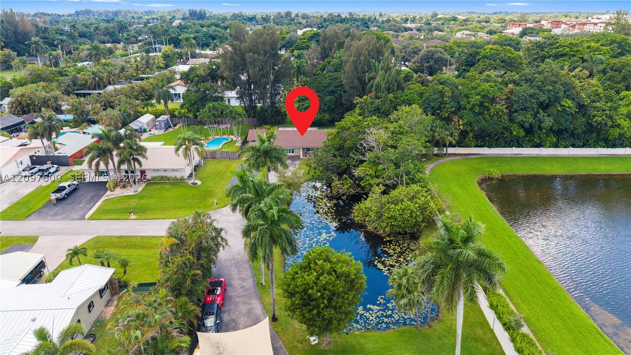Real estate property located at 4801 59th Ter, Broward, Everglades Land Sales Co, Davie, FL