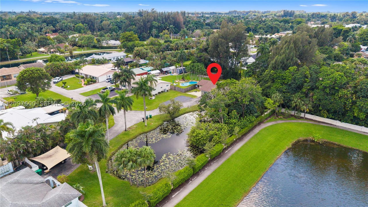 Real estate property located at 4801 59th Ter, Broward, Everglades Land Sales Co, Davie, FL