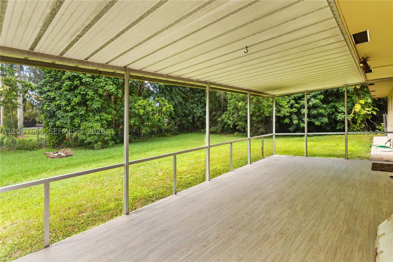 Real estate property located at 4801 59th Ter, Broward, Everglades Land Sales Co, Davie, FL
