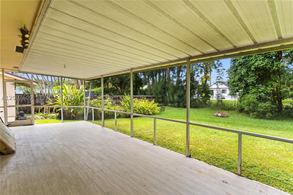 Real estate property located at 4801 59th Ter, Broward, Everglades Land Sales Co, Davie, FL
