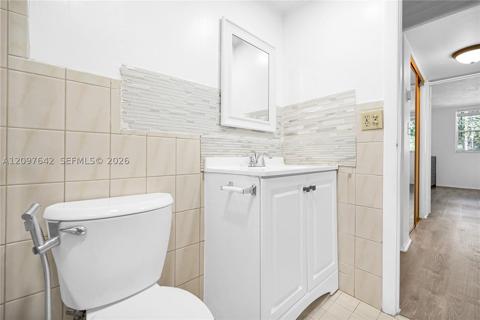 Real estate property located at 1681 70th Ave #205, Broward, Omega Condo No 1, Plantation, FL