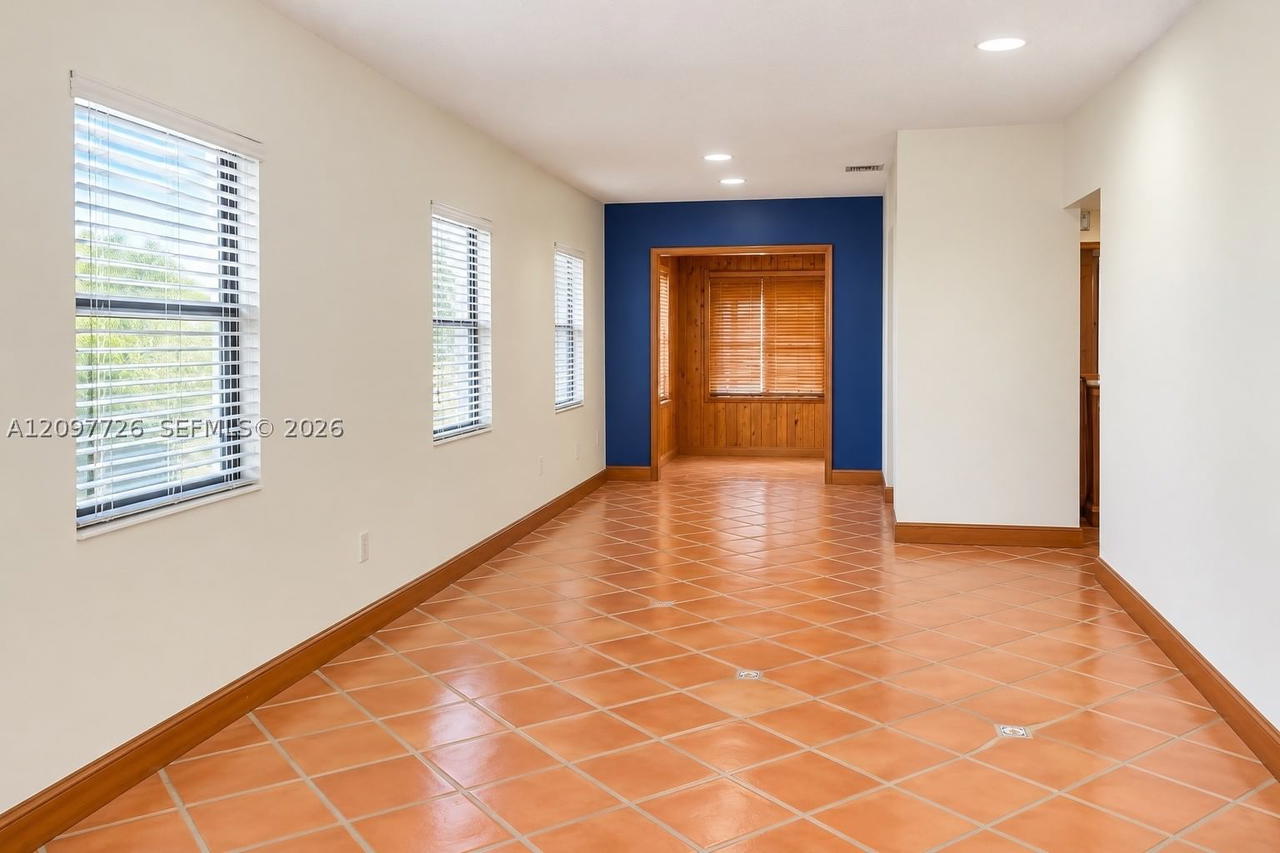 Real estate property located at 333 Whitethorn Dr, Miami-dade, Rev Of Rev Fec Addn Hiale, Miami Springs, FL