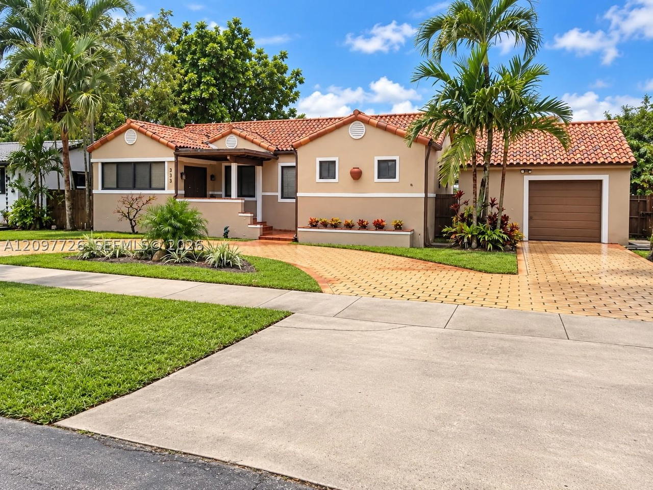 Real estate property located at 333 Whitethorn Dr, Miami-dade, Rev Of Rev Fec Addn Hiale, Miami Springs, FL