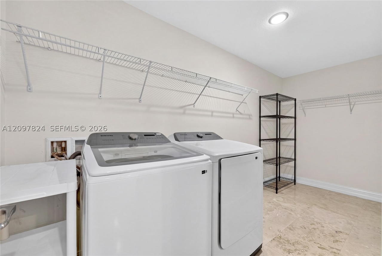 Real estate property located at 1650 Galiano St TH11, Miami-dade, Village Park Condo, Coral Gables, FL