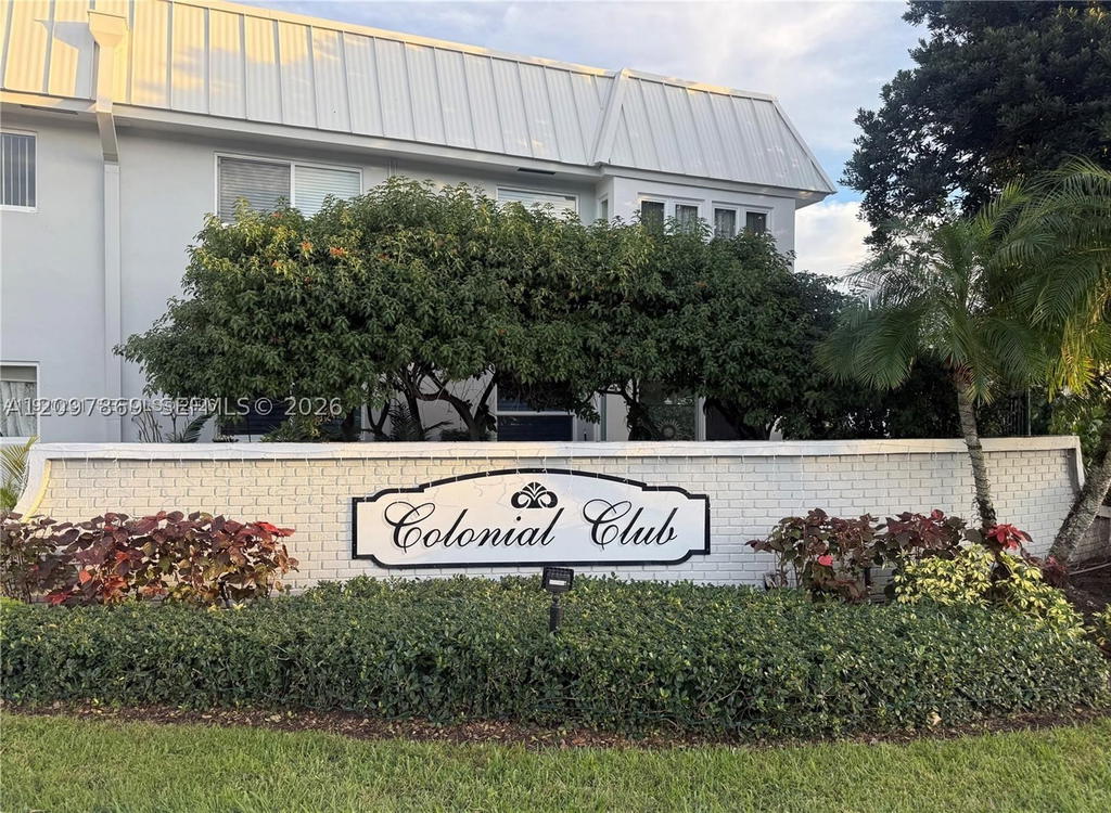 Real estate property located at 7 Colonial Club Drive #302, Palm Beach, Colonial Club Condo Sec 1, Boynton Beach, FL