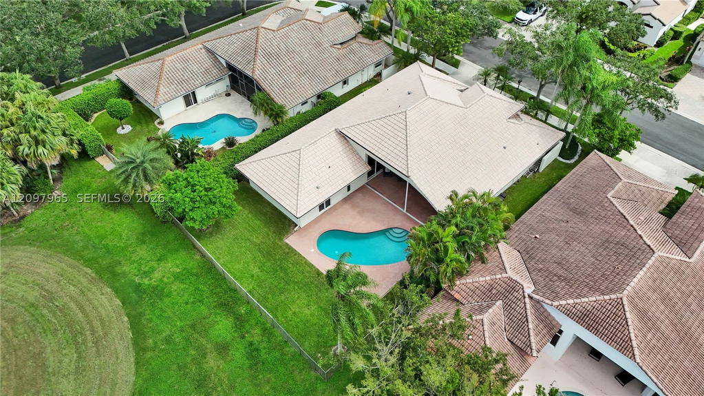 Real estate property located at 2649 Miller Ct, Broward, Sector 7 South-parcel 1, Weston, FL