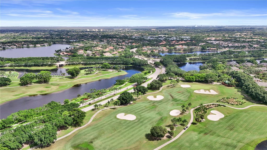 Real estate property located at 2649 Miller Ct, Broward, Sector 7 South-parcel 1, Weston, FL