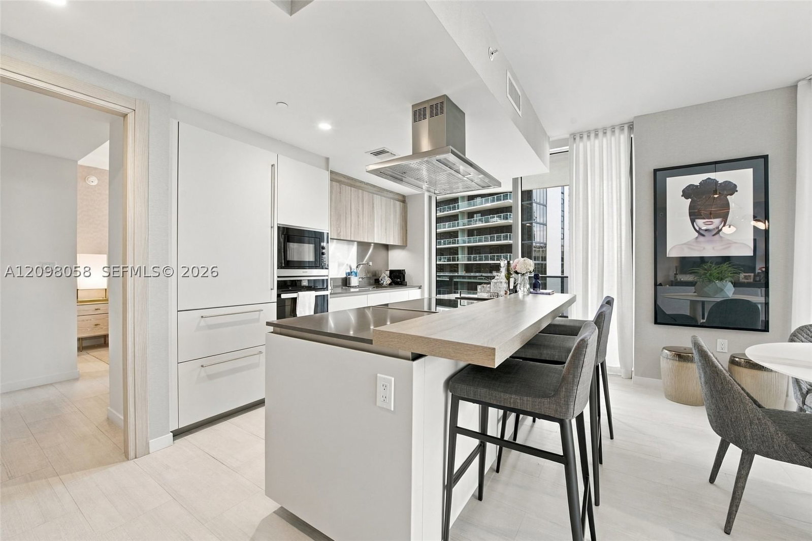 Real estate property located at 1000 Brickell Plz #3401, Miami-dade, Brickell Flatiron Condo, Miami, FL