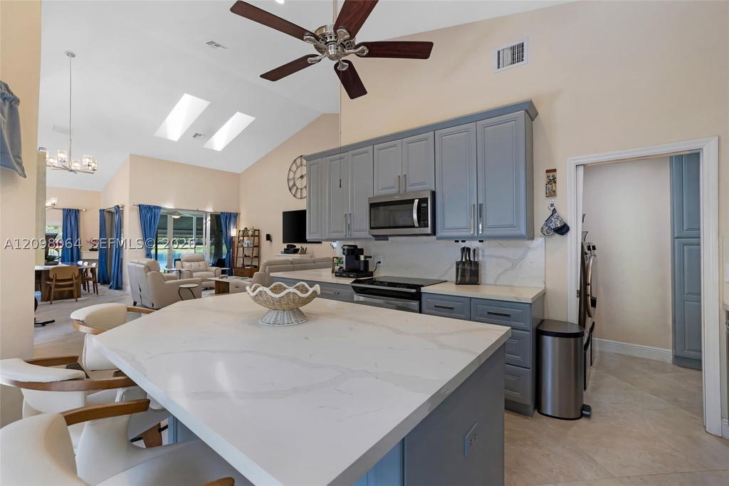 Real estate property located at 4107 Carriage Dr K1, Broward, Misty Oaks At Palm-aire Co, Pompano Beach, FL