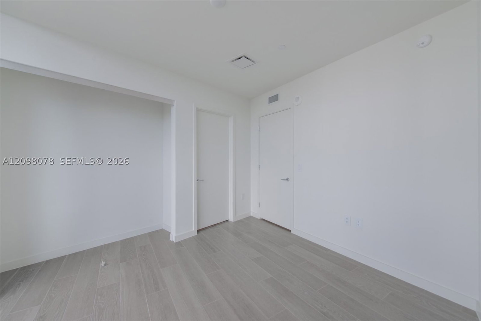 Real estate property located at 1400 Biscayne Blvd #2207, Miami-dade, Cassa Bella, Miami, FL