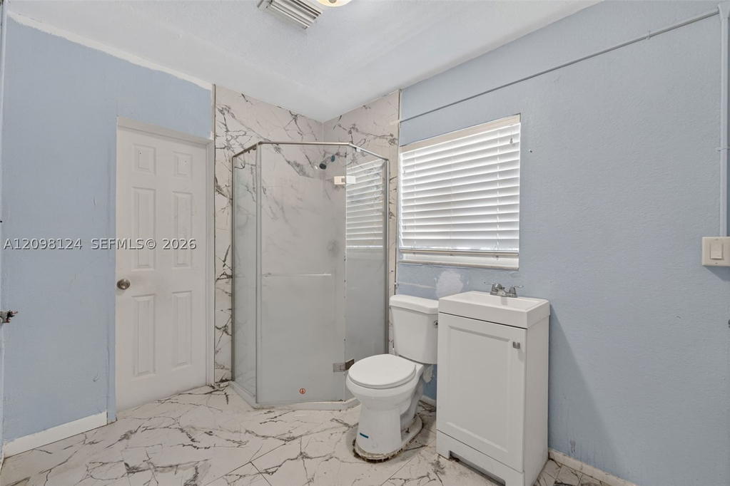 Real estate property located at 1301 45th St, Broward, Twin Lakes Resub Of Blks, Fort Lauderdale, FL