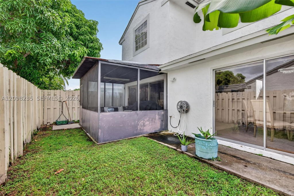 Real estate property located at 10747 37th Pl, Broward, Welleby Nw Quadrant, Sunrise, FL