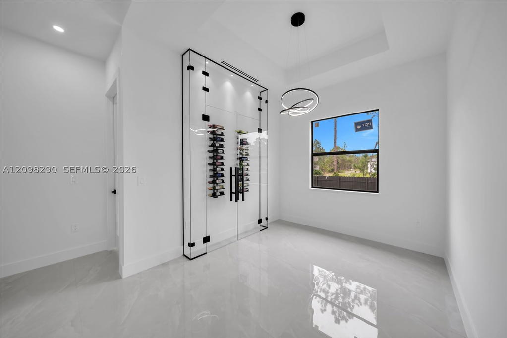 Real estate property located at 710 Almelia St E, Lee, Lehihg Acres Unit 5, Lehigh Acres, FL