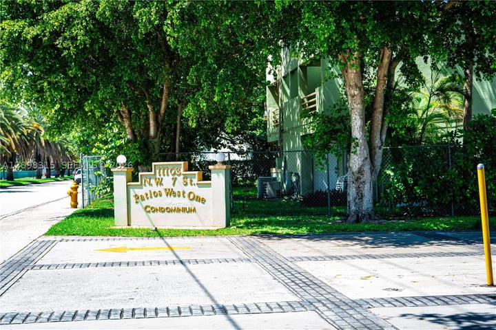 Real estate property located at 11113 7th St #105-1, Miami-dade, Patio West One Condo, Miami, FL