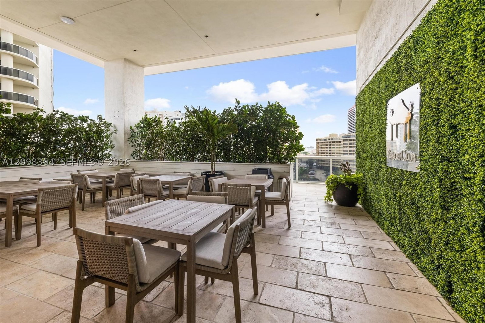 Real estate property located at 1850 Ocean Dr #4110, Broward, Beach Club I, Hallandale Beach, FL