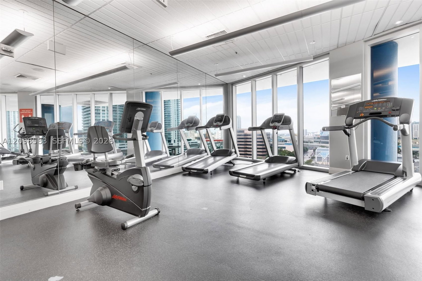 Real estate property located at 185 7th St #4401, Miami-dade, Latitude On The River Con, Miami, FL