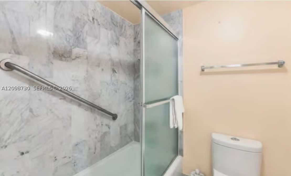 Real estate property located at 1420 Brickell Bay Dr #202E, Miami-dade, Bayshore Place Condo, Miami, FL