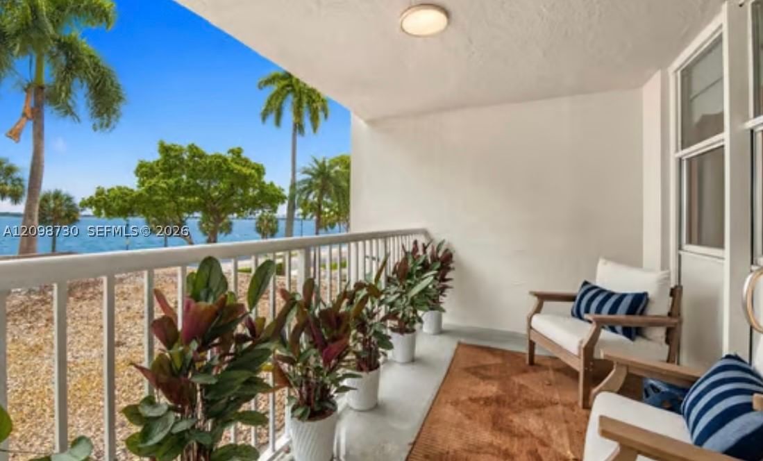 Real estate property located at 1420 Brickell Bay Dr #202E, Miami-dade, Bayshore Place Condo, Miami, FL