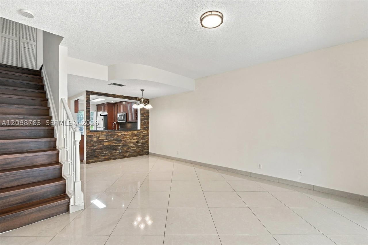 Real estate property located at 4904 31st Ter, Broward, Banyan Oakridge Commercia, Dania Beach, FL