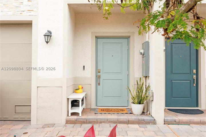 Real estate property located at 369 8th Ct, Broward, Highland Oaks, Pompano Beach, FL
