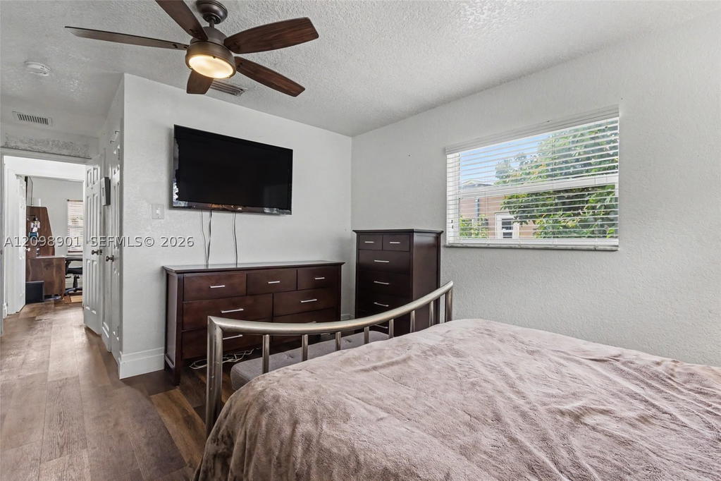Real estate property located at 4871 13th Ave, Broward, Crystal Lake 4th Sec, Deerfield Beach, FL