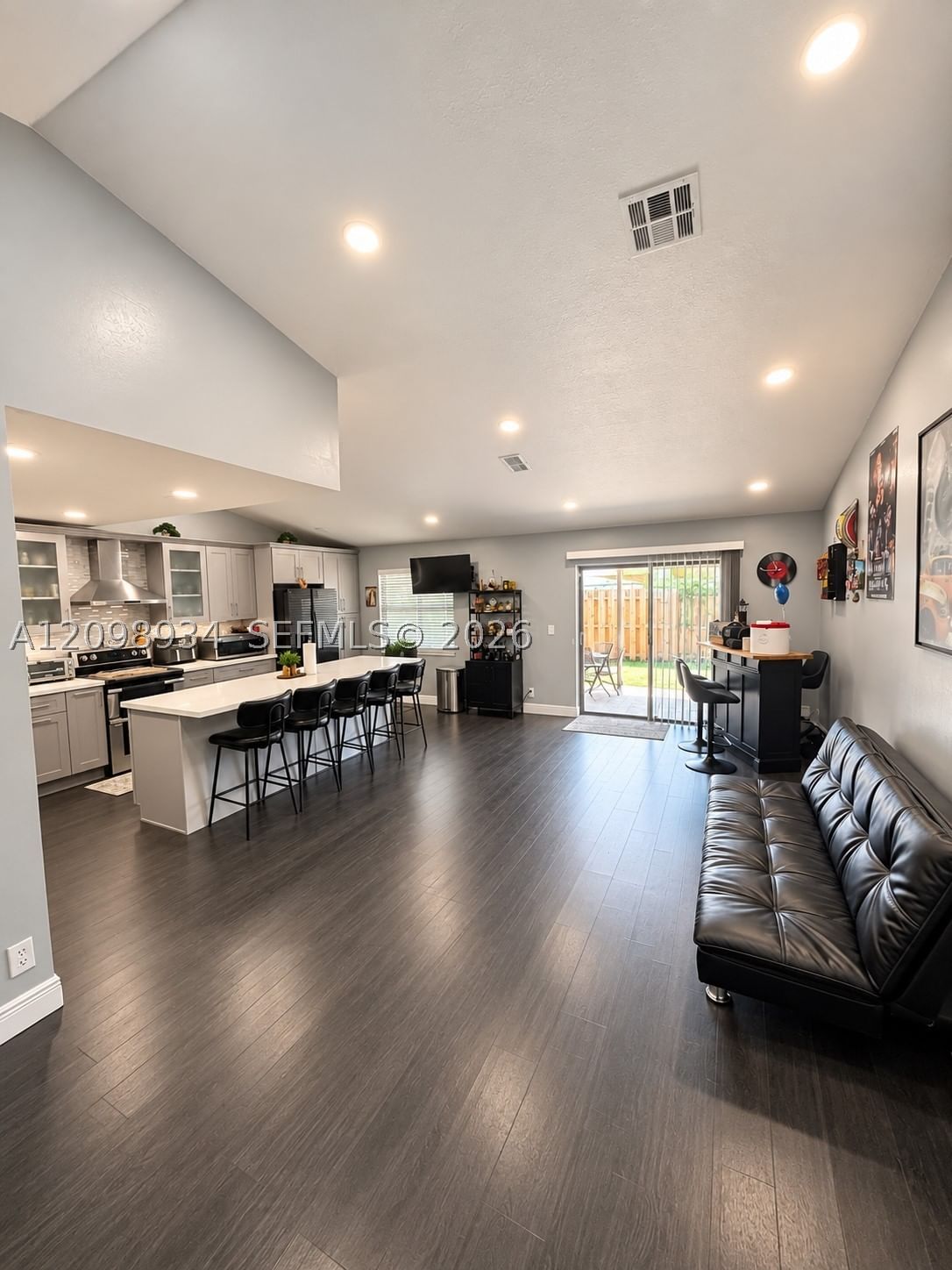 Real estate property located at 4968 92nd Ave, Broward, Springtree Lakes, Sunrise, FL