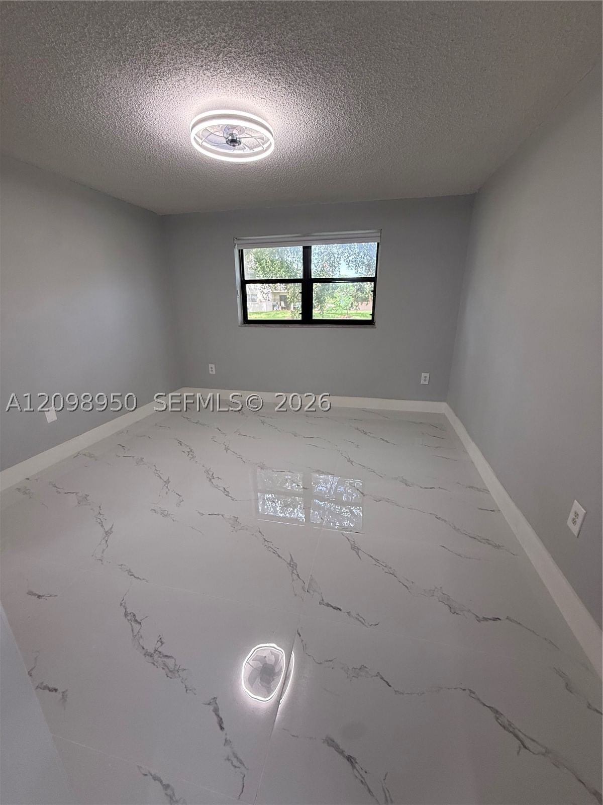 Real estate property located at 9937 Nob Hill Pl #1637, Broward, Villas De Venezia Condo, Sunrise, FL