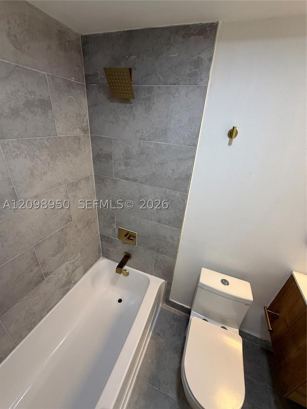 Real estate property located at 9937 Nob Hill Pl #1637, Broward, Villas De Venezia Condo, Sunrise, FL