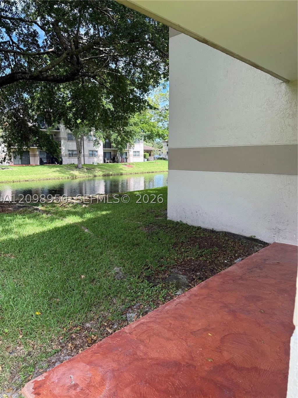 Real estate property located at 9937 Nob Hill Pl #1637, Broward, Villas De Venezia Condo, Sunrise, FL