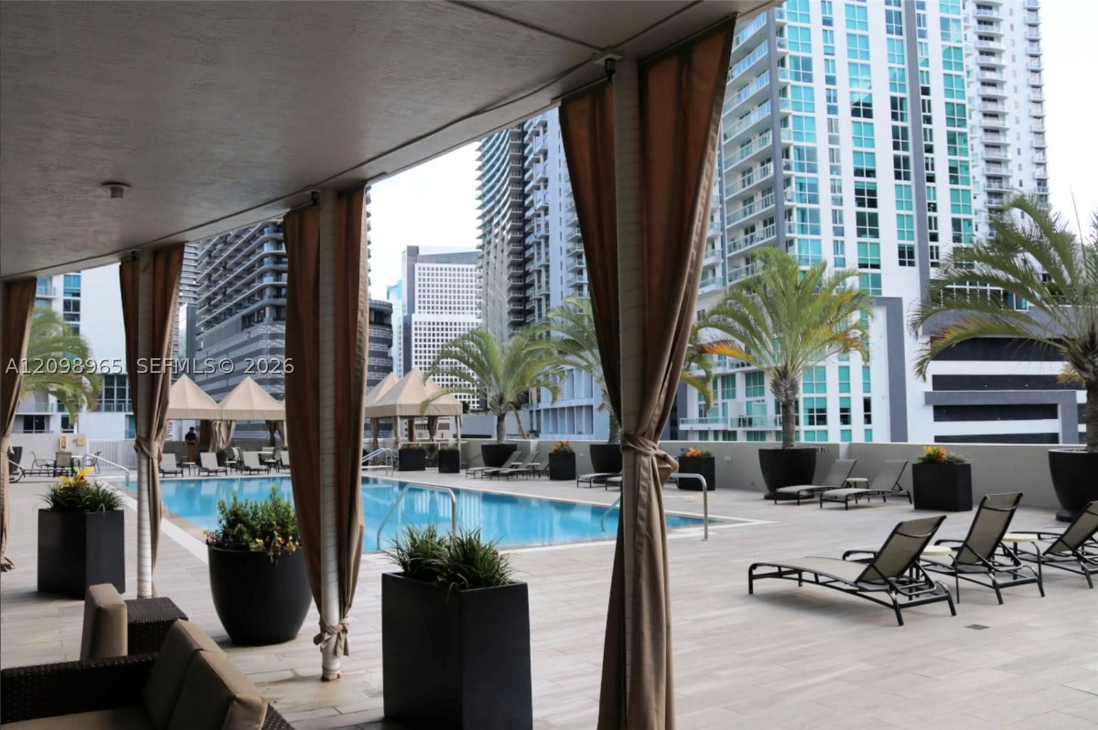 Real estate property located at 1250 Miami Ave #1904, Miami-dade, Vue At Brickell Condo, Miami, FL