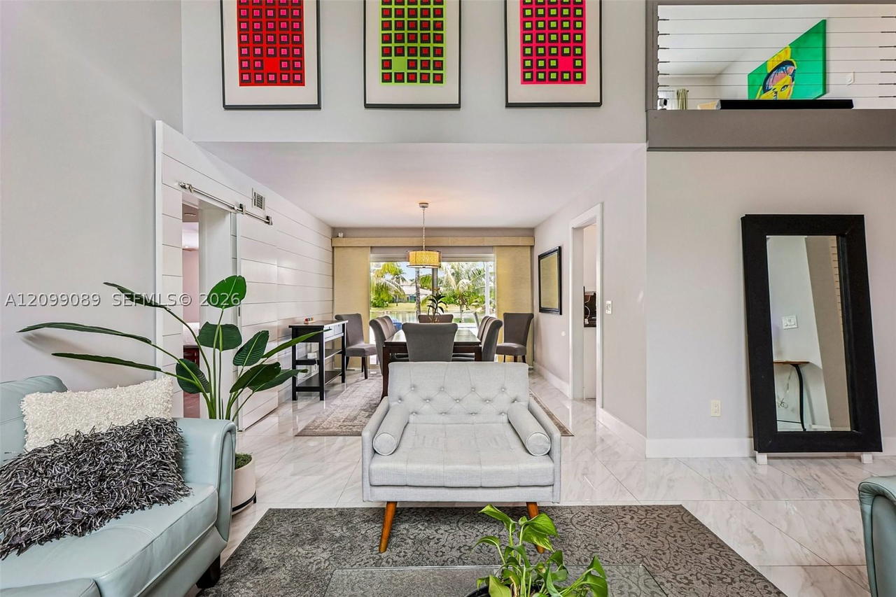 Real estate property located at 5821 Hawkes Bluff Ave, Broward, Hawkes Bluff, Davie, FL
