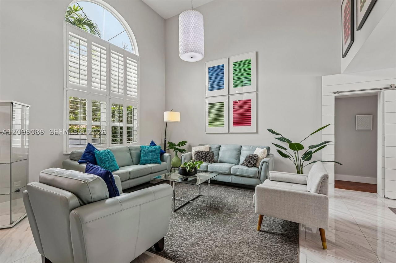 Real estate property located at 5821 Hawkes Bluff Ave, Broward, Hawkes Bluff, Davie, FL