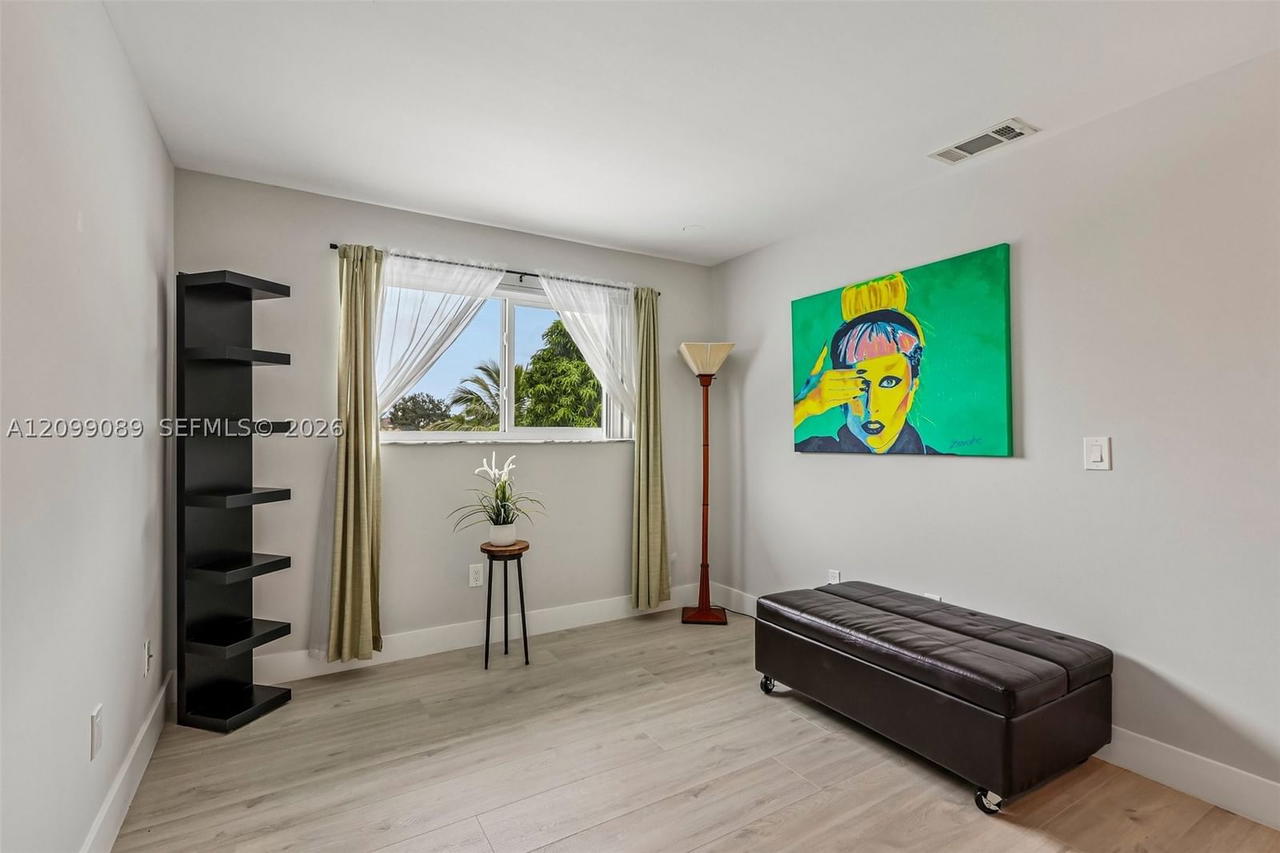 Real estate property located at 5821 Hawkes Bluff Ave, Broward, Hawkes Bluff, Davie, FL