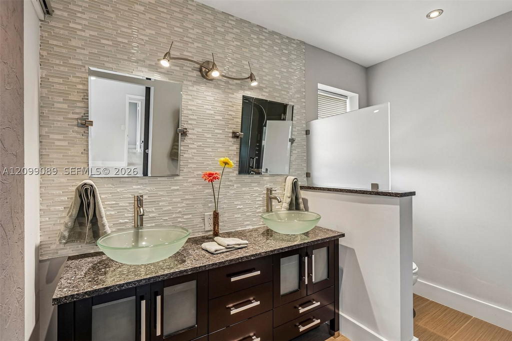 Real estate property located at 5821 Hawkes Bluff Ave, Broward, Hawkes Bluff, Davie, FL